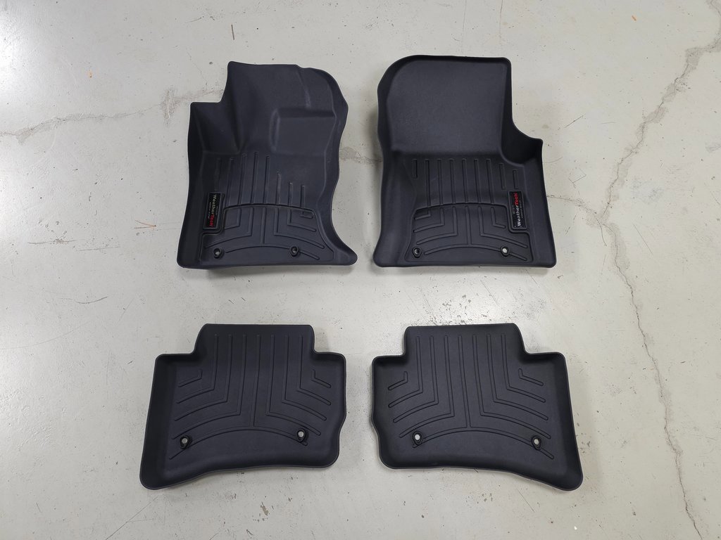 Used 2022 Jaguar F-PACE SVR image 10