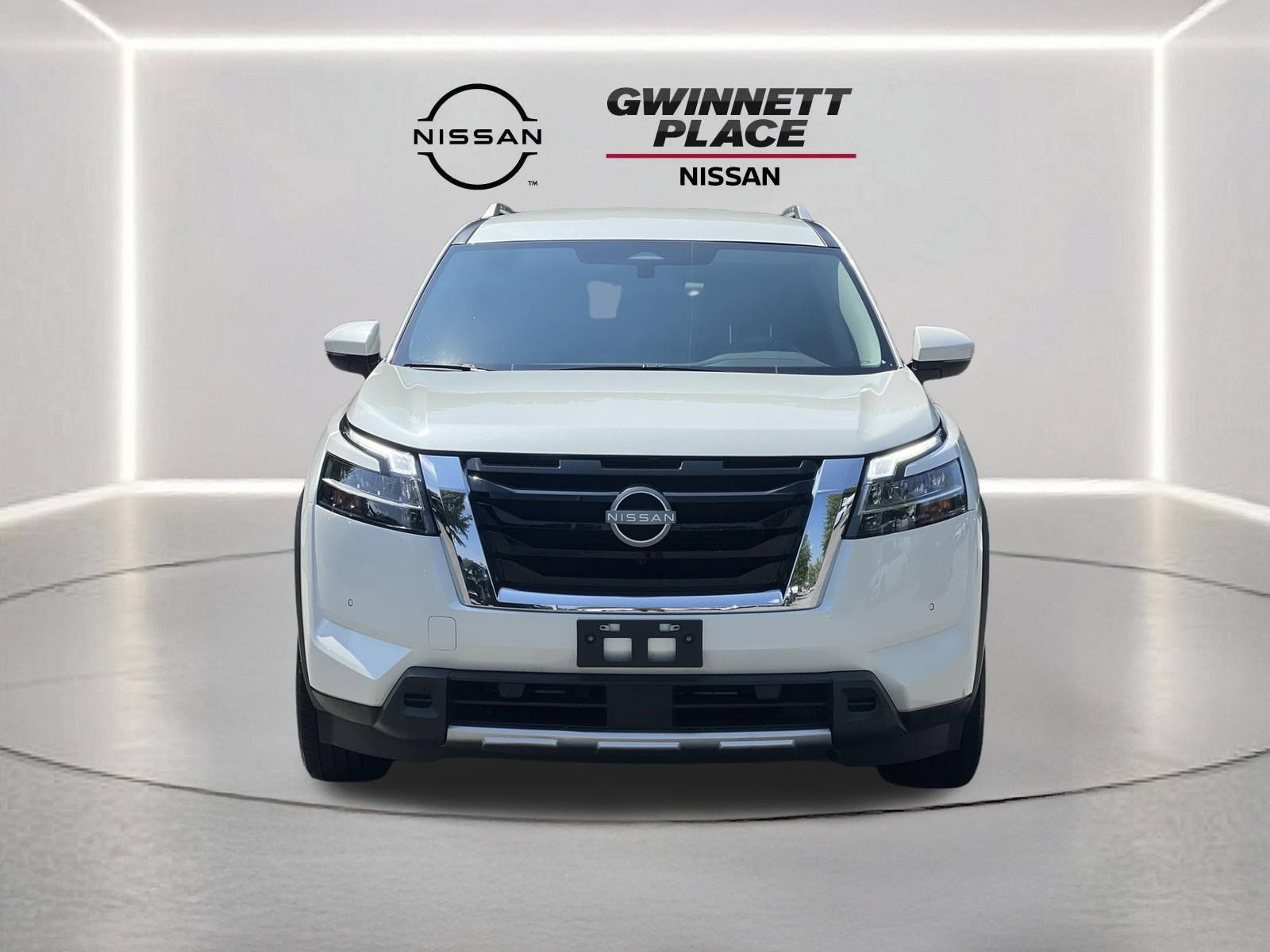 Used 2024 Nissan Pathfinder SL AWD/4WD image 30