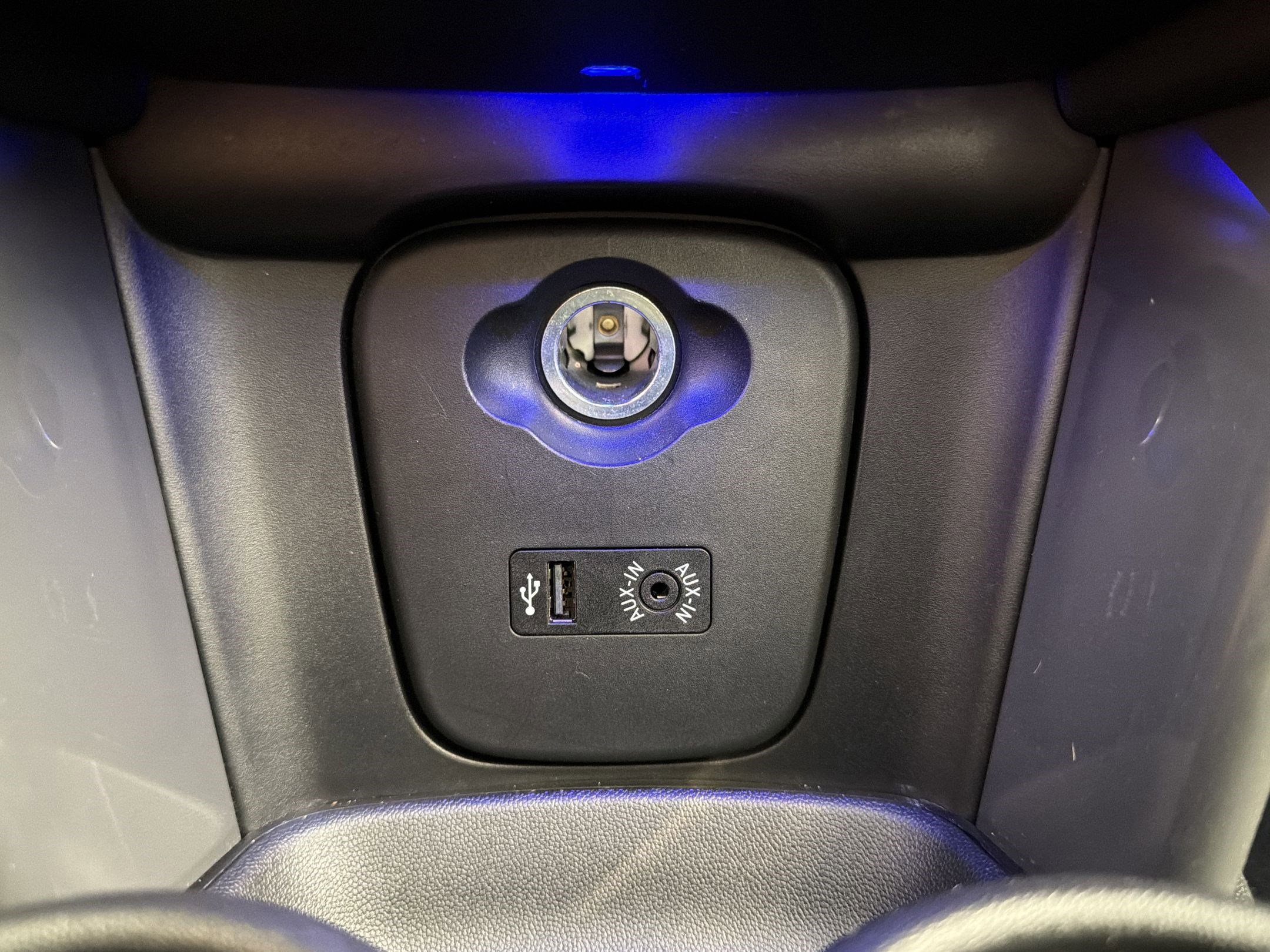 Used 2016 MINI Cooper 2-Door Hardtop FWD image 29