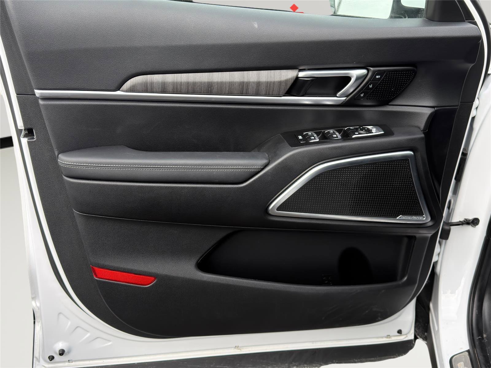 Used 2023 Kia Telluride SX image 27