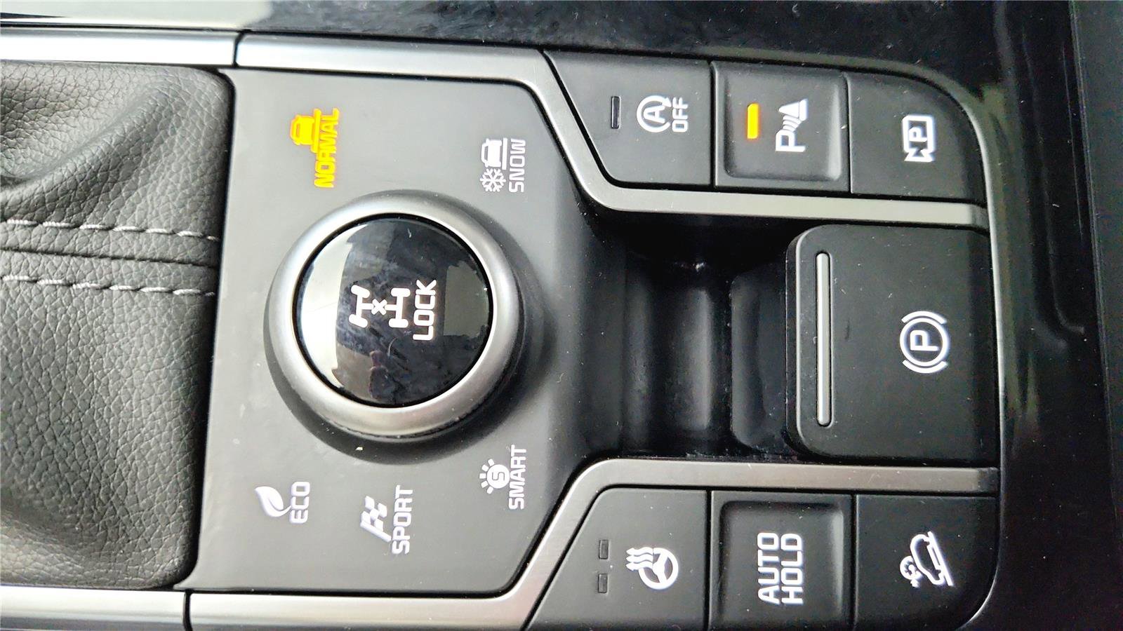Used 2025 Kia Sorento SX Prestige AWD/4WD image 37