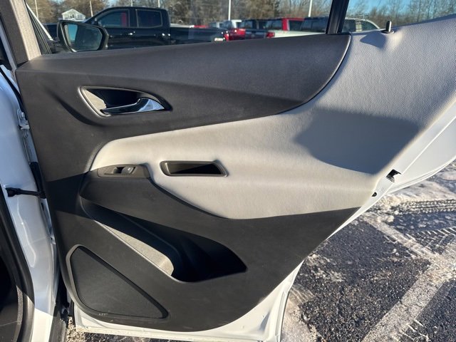 Used 2023 Chevrolet Equinox LS w/ LS Convenience Package image 20