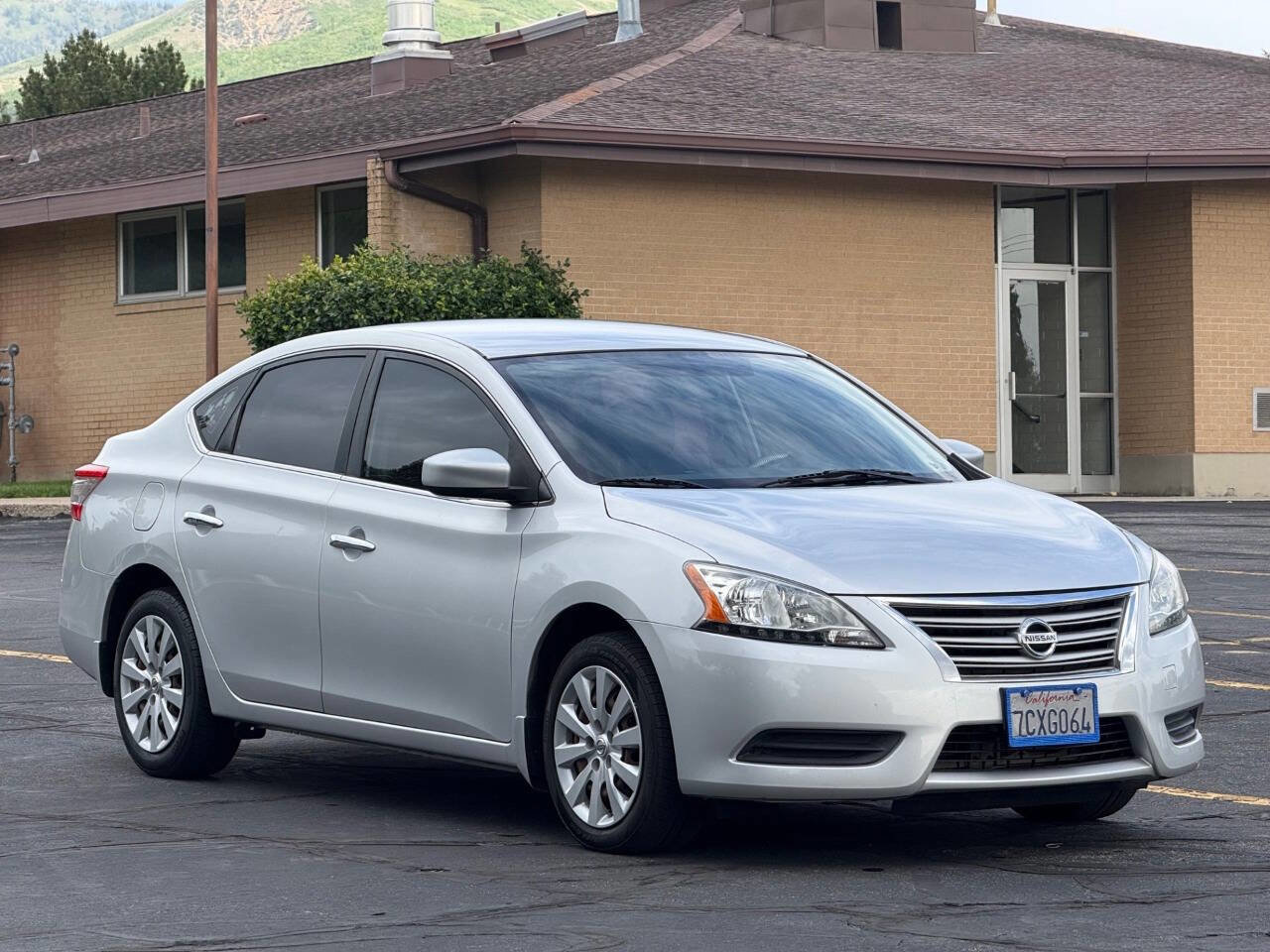 Used 2013 Nissan Sentra S FWD image 3
