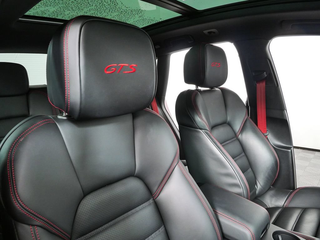 Used 2022 Porsche Macan GTS AWD/4WD image 24