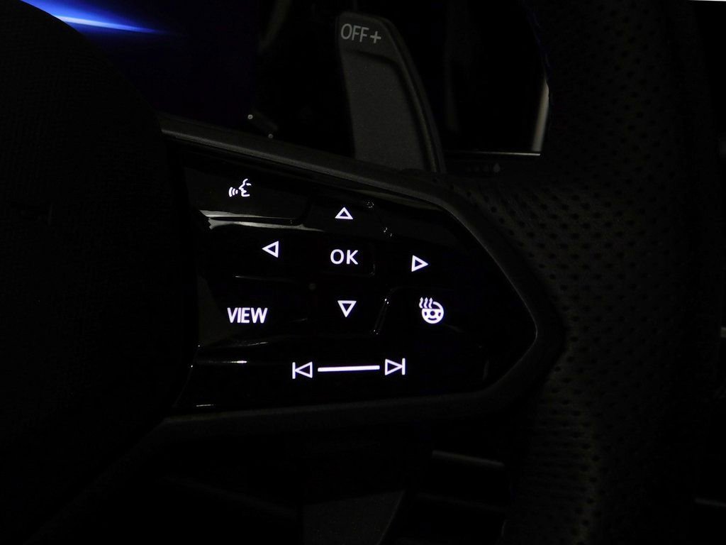 Used 2025 Volkswagen Golf 2.0T image 46