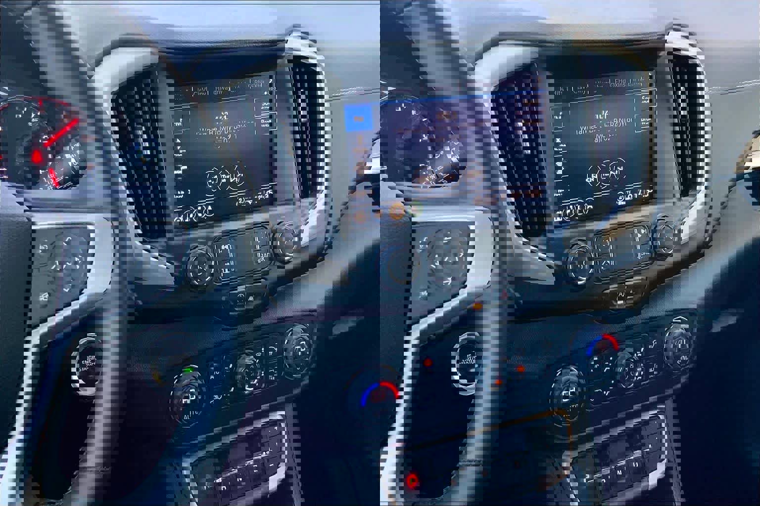 Used 2024 GMC Terrain Denali w/ Denali Premium Package image 6