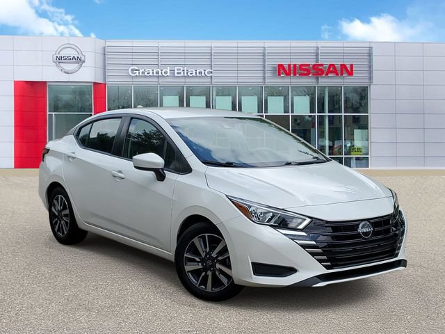 Used 2023 Nissan Versa SV FWD image 1
