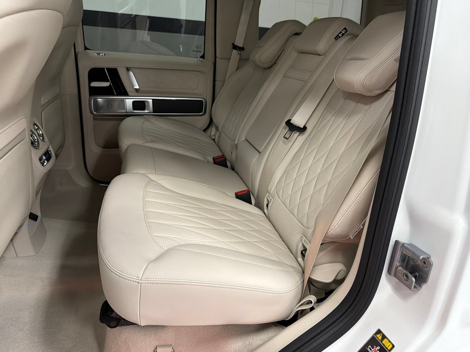 New 2027 Mercedes-Benz G 63 AMG 4MATIC image 40
