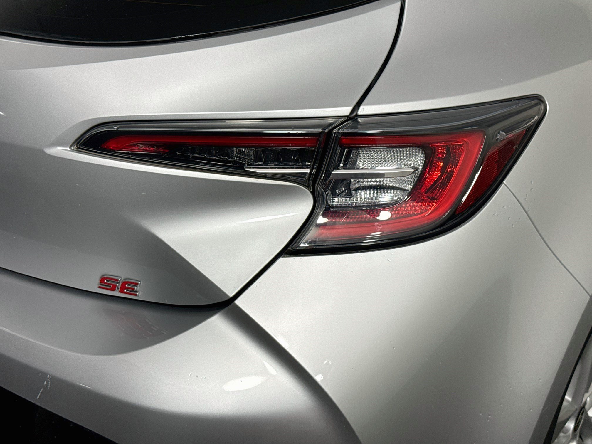 Used 2022 Toyota Corolla SE w/ SE Preferred Package FWD image 34