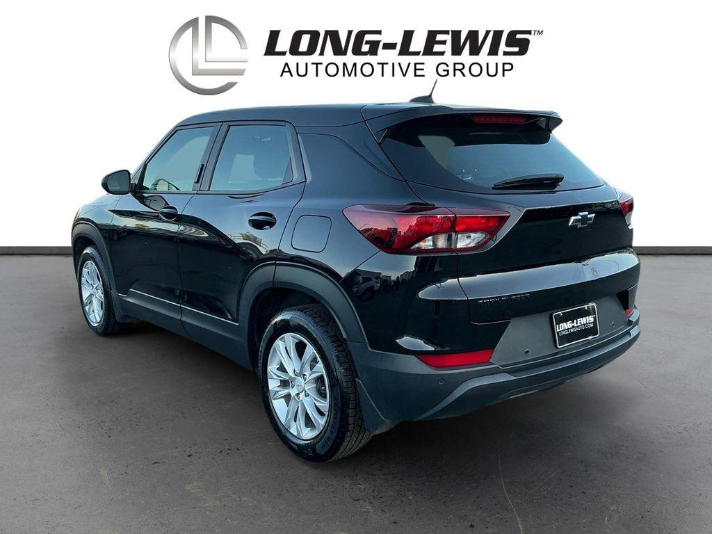 Used 2022 Chevrolet TrailBlazer LS FWD image 4