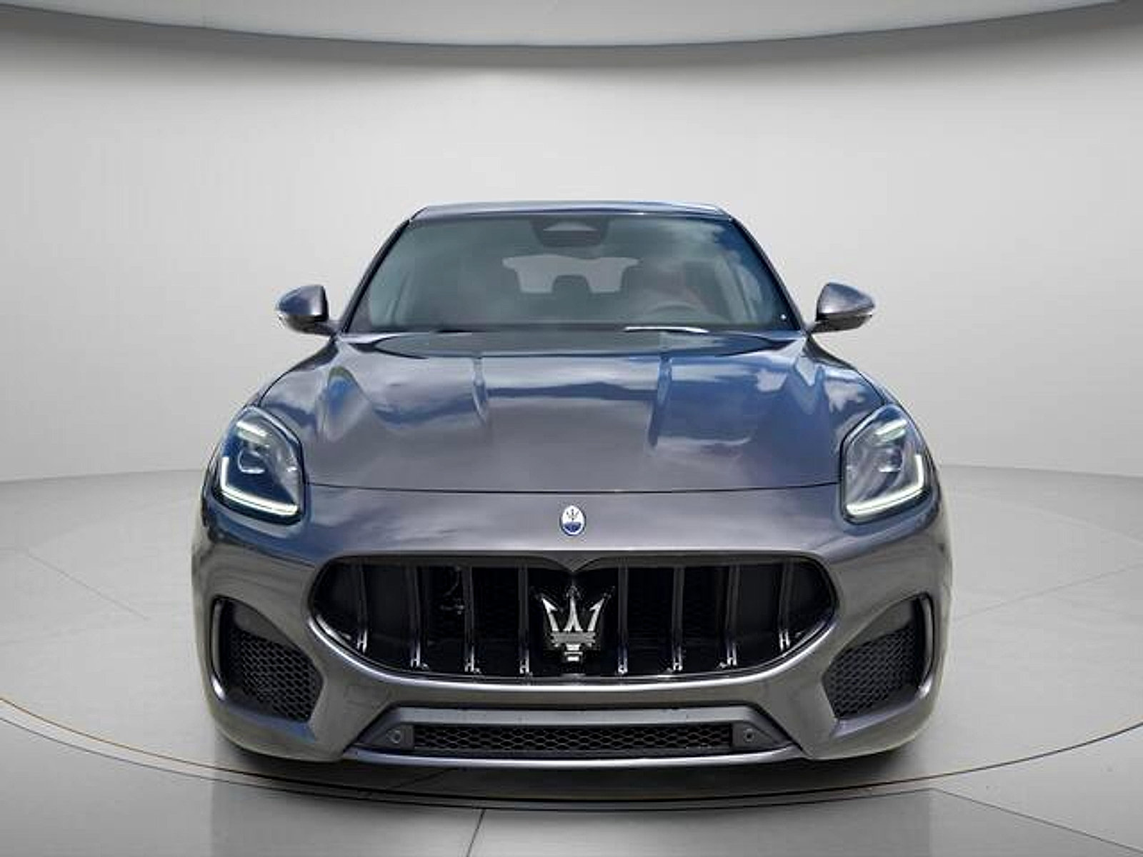 Used 2026 Maserati Grecale Modena AWD/4WD image 3