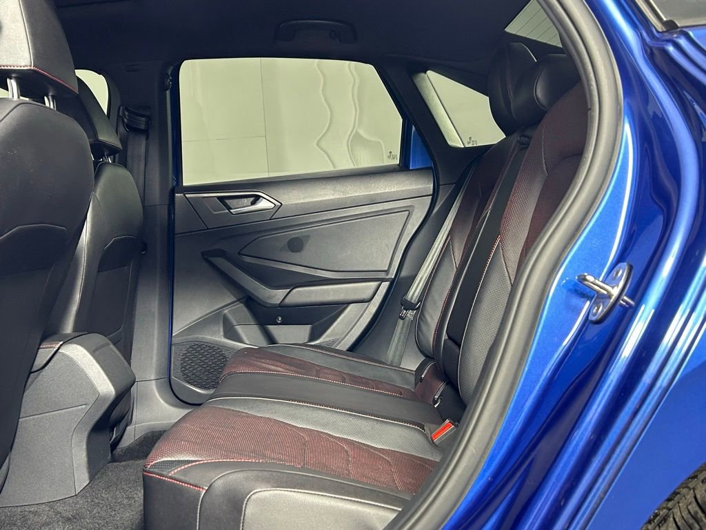 Used 2022 Volkswagen Jetta GLI Autobahn image 14