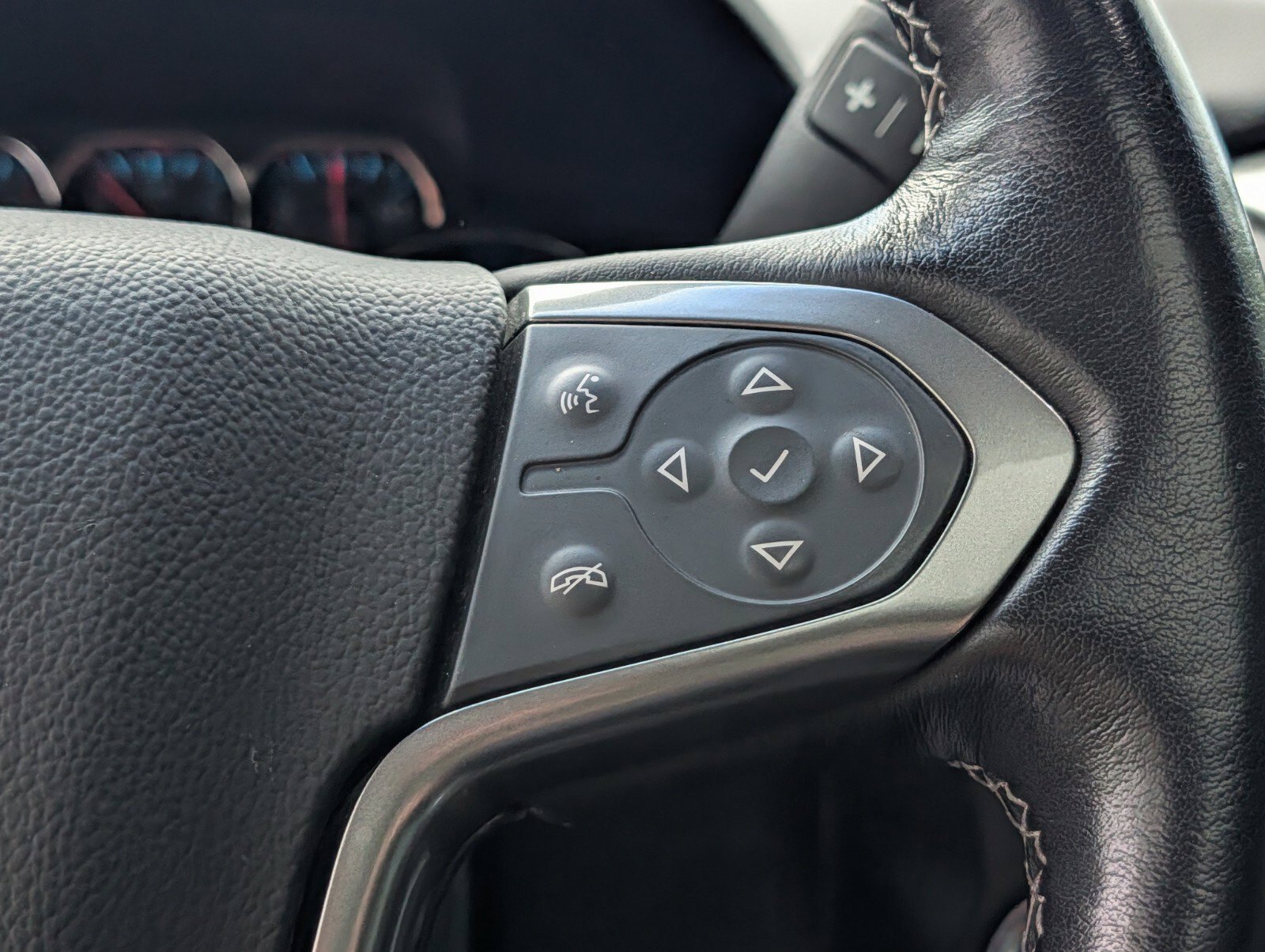 Used 2019 Chevrolet Tahoe Premier AWD/4WD image 42