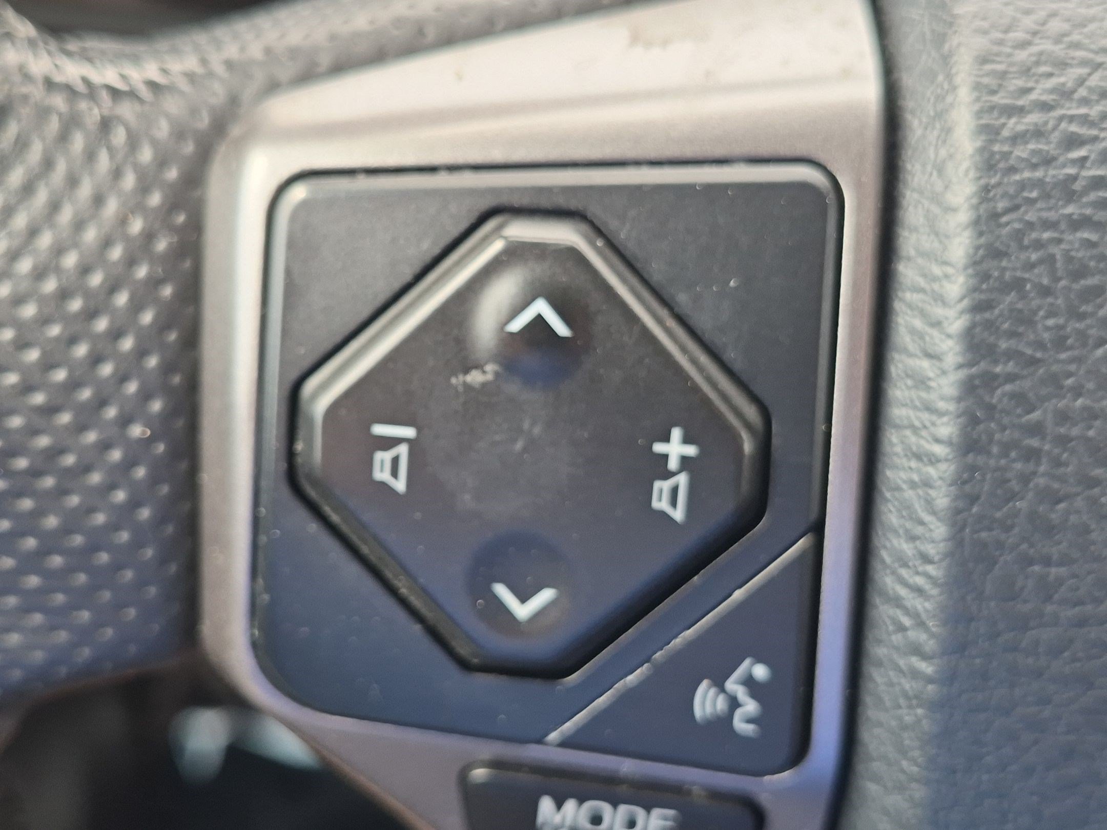 Used 2019 Toyota Tacoma SR5 AWD/4WD image 19