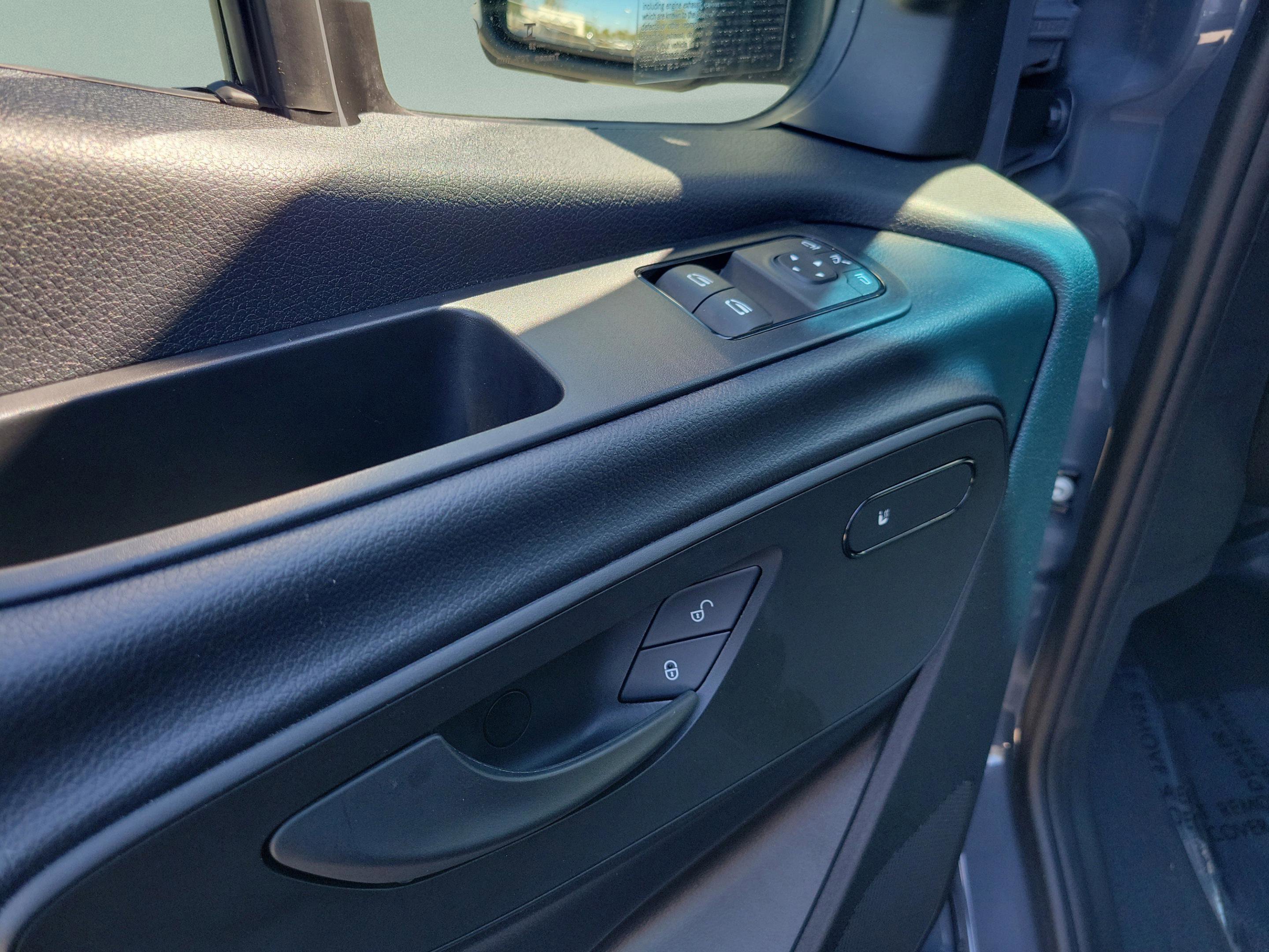 Used 2025 Mercedes-Benz Sprinter 2500 image 16