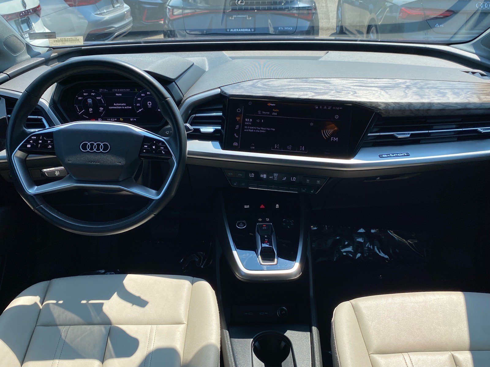 Used 2023 Audi Q4 e-tron Premium AWD/4WD image 10