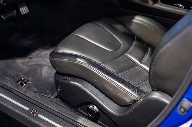 Used 2021 Nissan GT-R Premium AWD/4WD image 35