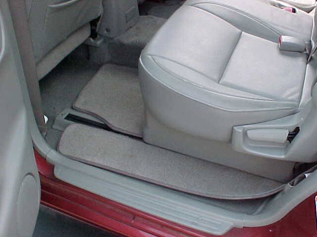 Used 2005 Suzuki XL7 4WD image 14