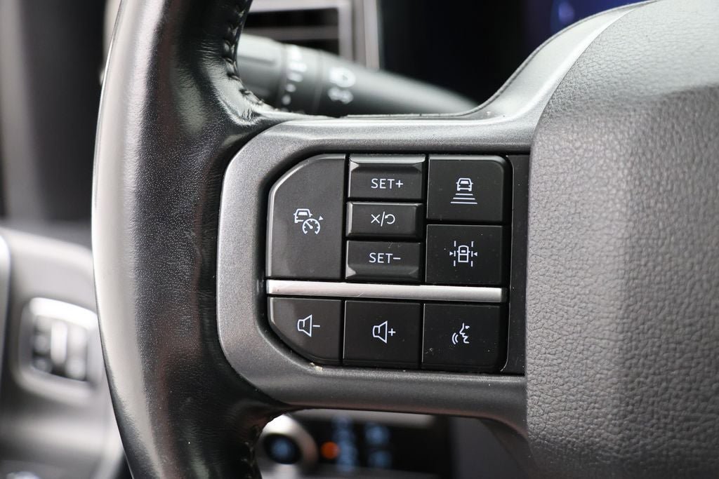 Used 2023 Ford F250 Lariat w/ Lariat Ultimate Package AWD/4WD image 28