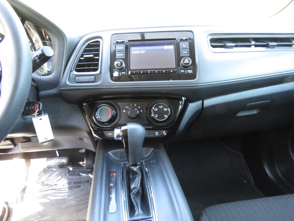 Used 2018 Honda HR-V LX image 25