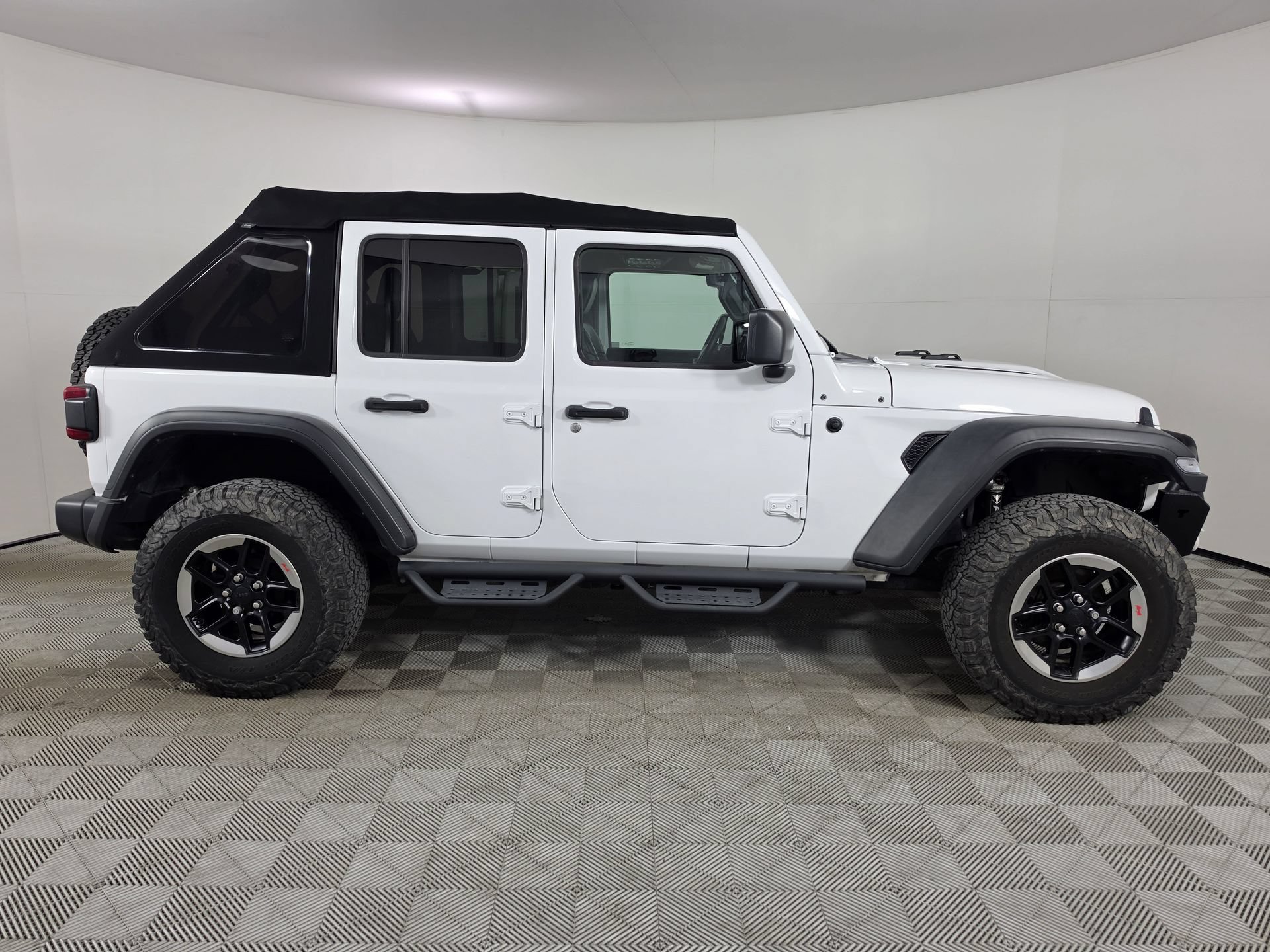 Used 2019 Jeep Wrangler Unlimited Rubicon AWD/4WD image 8