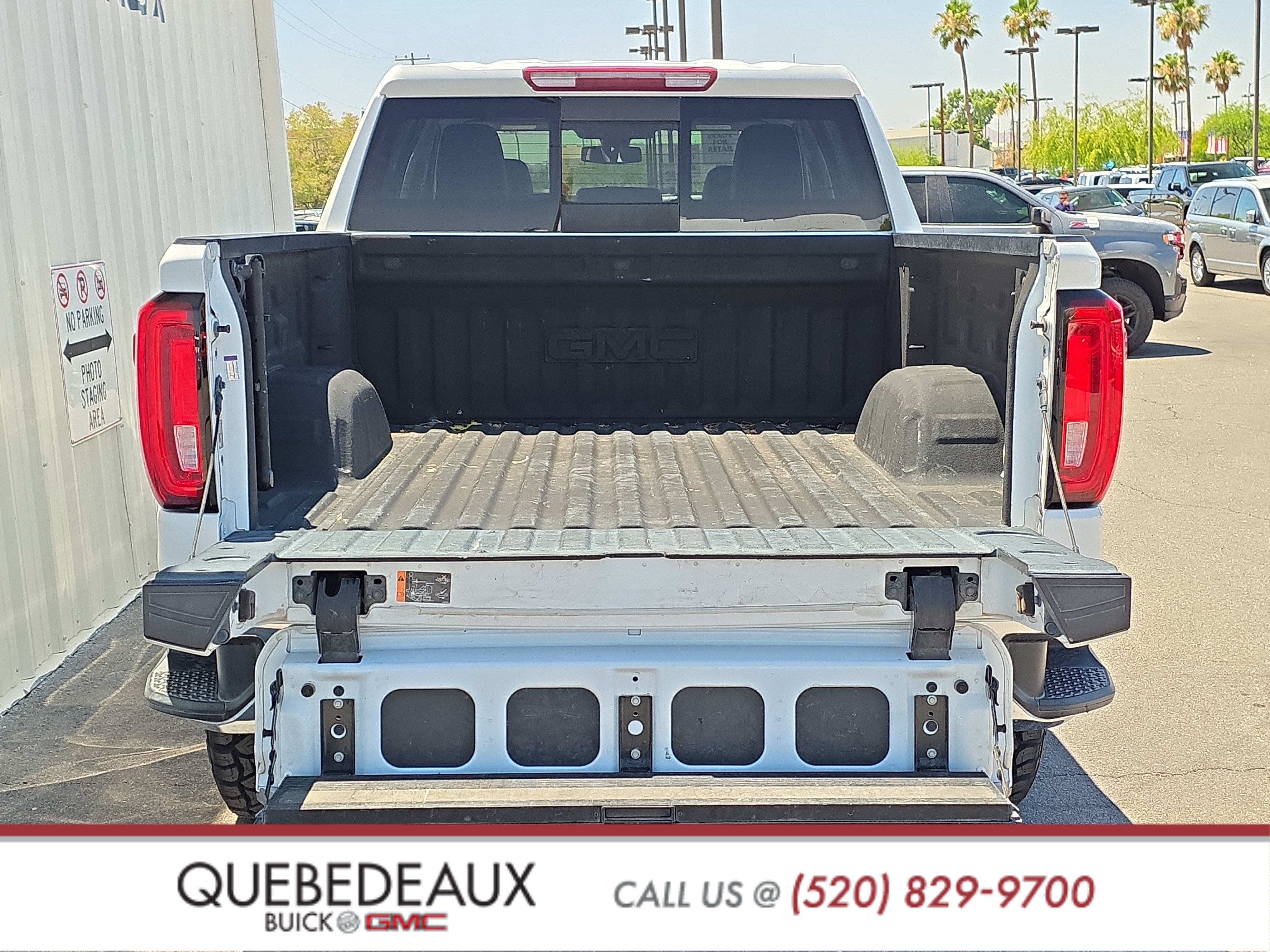Used 2020 GMC Sierra 1500 SLT w/ SLT Premium Plus Package AWD/4WD image 7