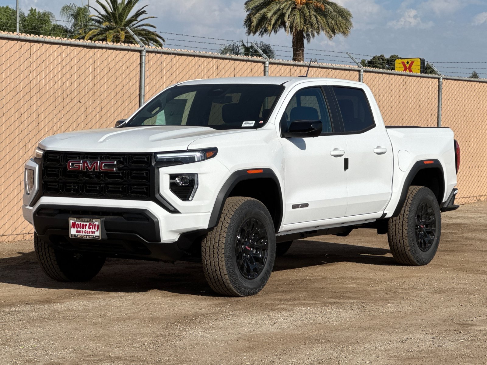 New 2026 GMC Canyon Elevation w/ Technology Package RWD image 8