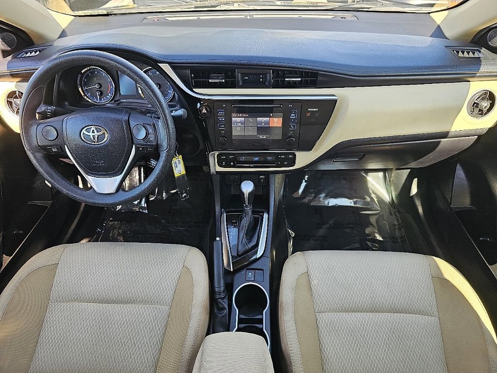 Used 2017 Toyota Corolla LE image 21