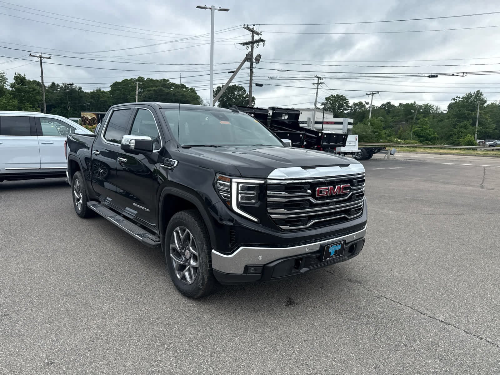 New 2026 GMC Sierra 1500 SLT w/ SLT Premium Plus Package AWD/4WD image 7
