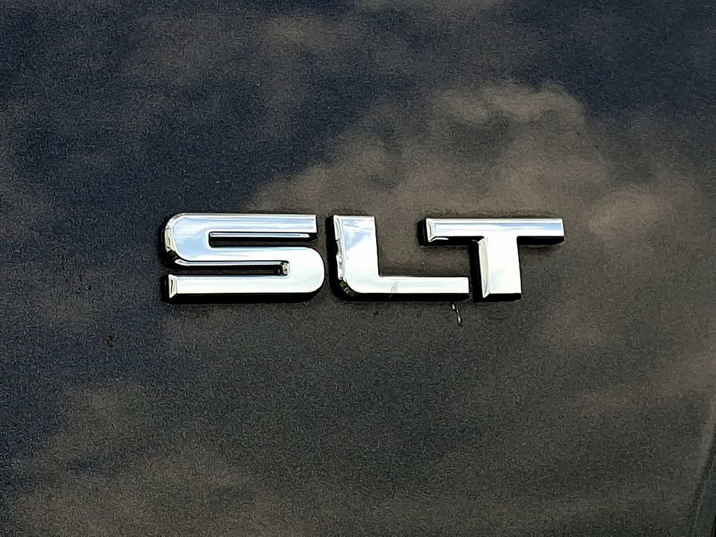 Used 2016 GMC Acadia SLT w/ Open Road Package AWD/4WD image 9