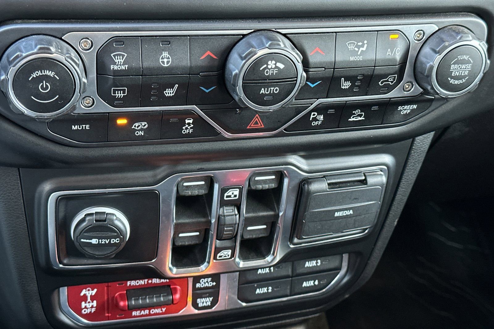 Used 2021 Jeep Wrangler Unlimited Rubicon image 21