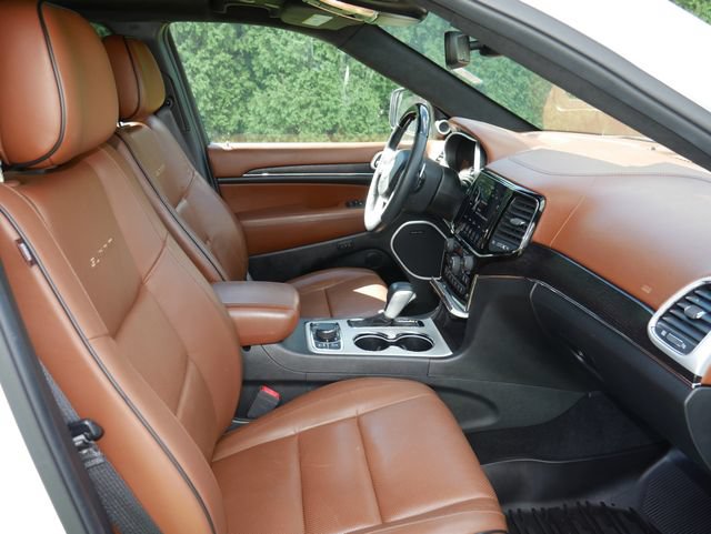 Used 2019 Jeep Grand Cherokee Summit AWD/4WD image 22