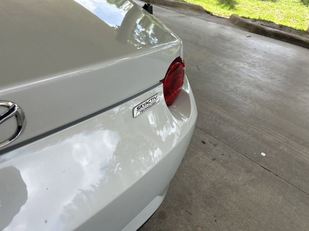 Used 2016 MAZDA MX-5 Miata Grand Touring RWD image 24