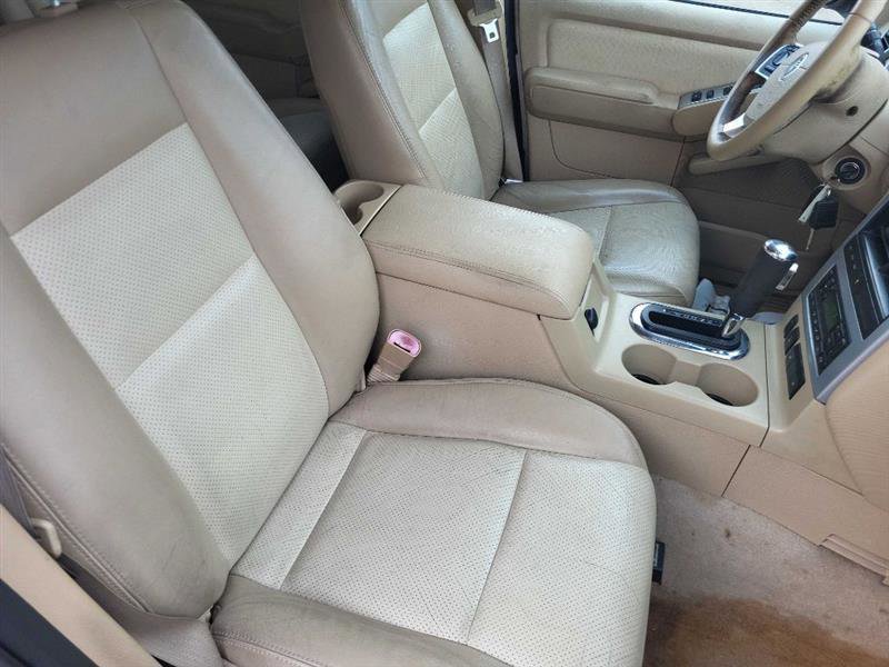 Used 2006 Mercury Mountaineer Premier image 11