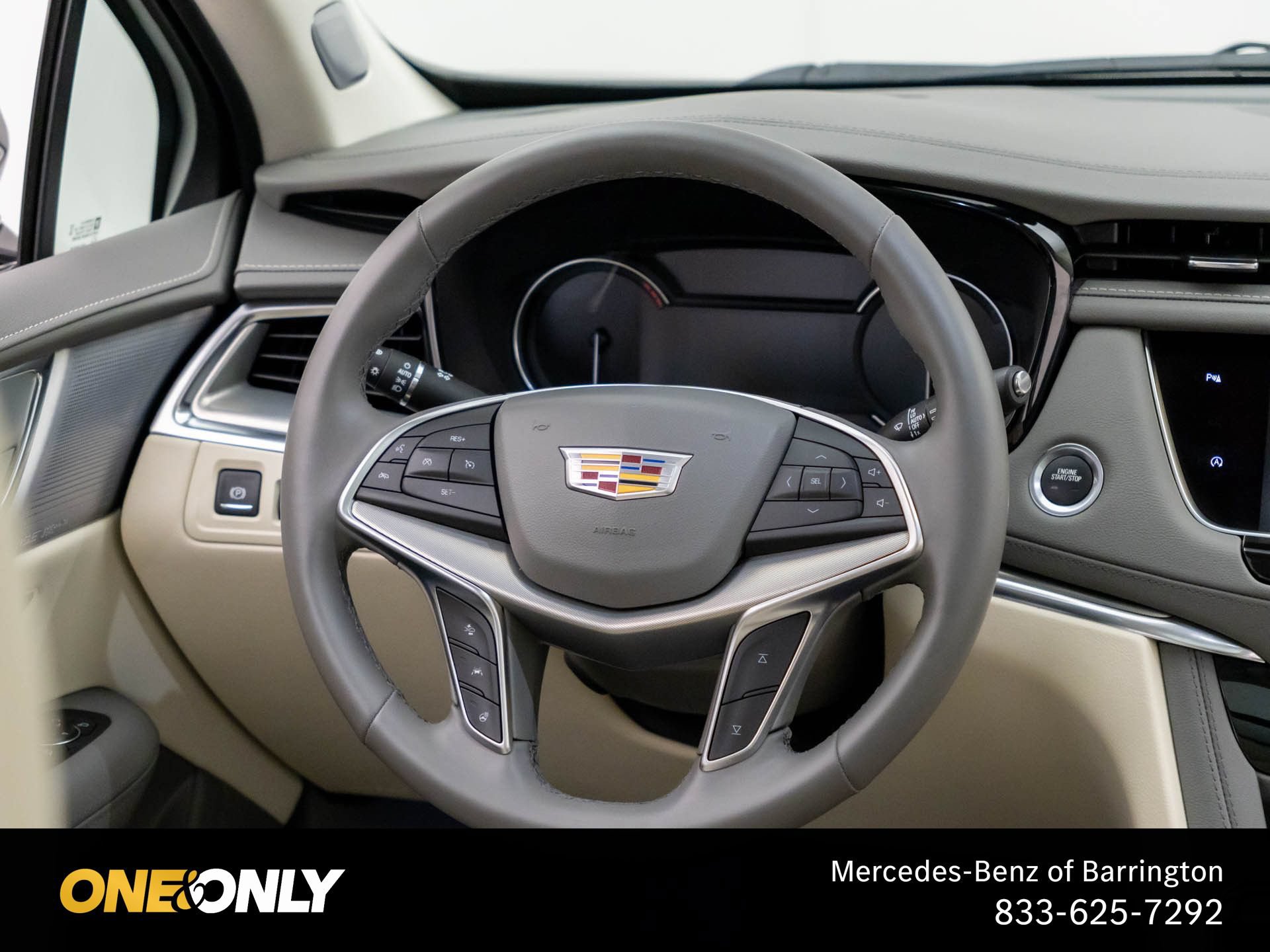 Used 2025 Cadillac XT5 Premium Luxury w/ LPO, Floor Liner Package AWD/4WD image 11