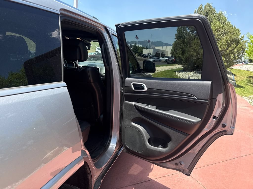 Used 2018 Jeep Grand Cherokee Limited AWD/4WD image 22