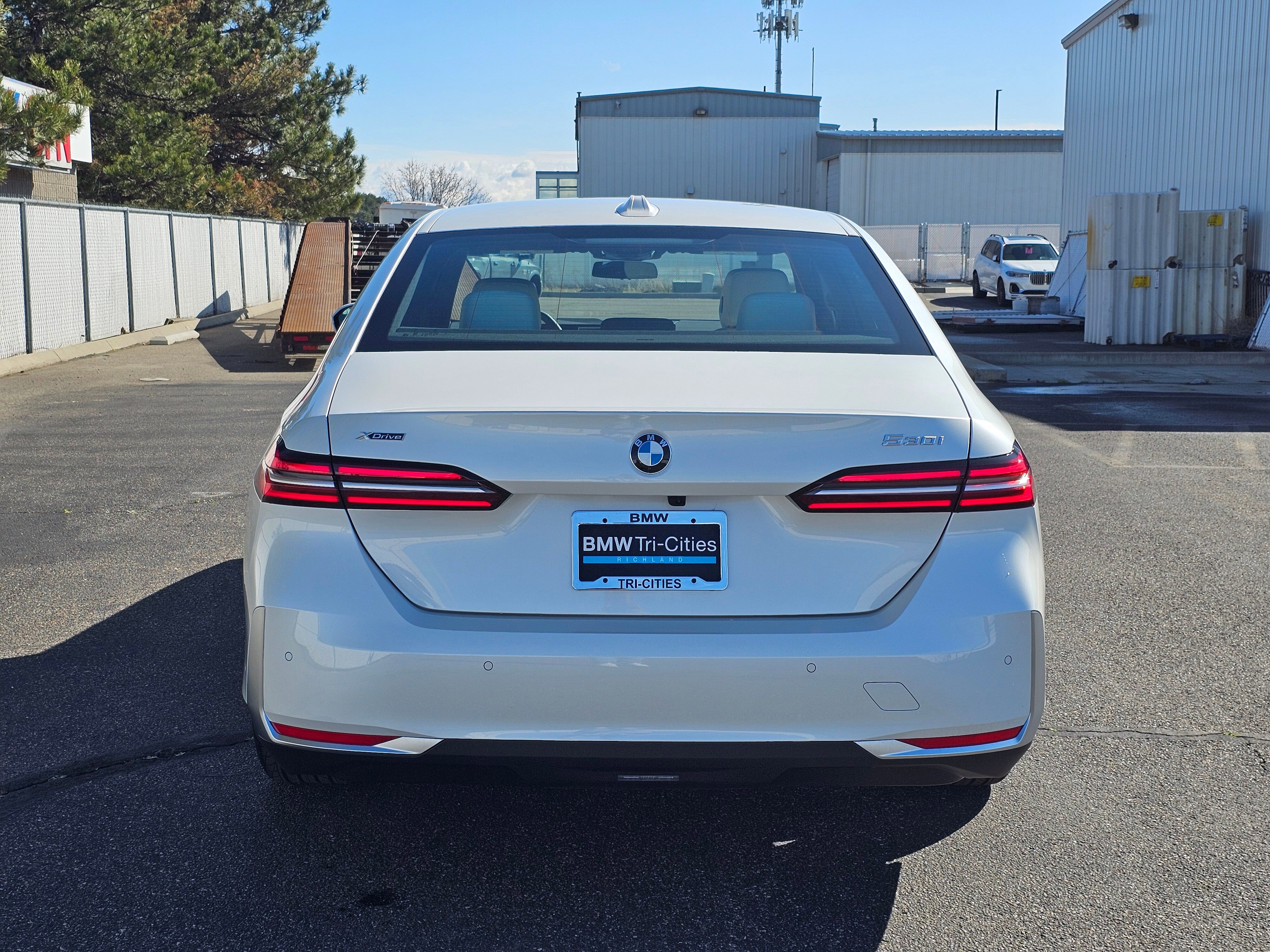 New 2025 BMW 530i xDrive image 5