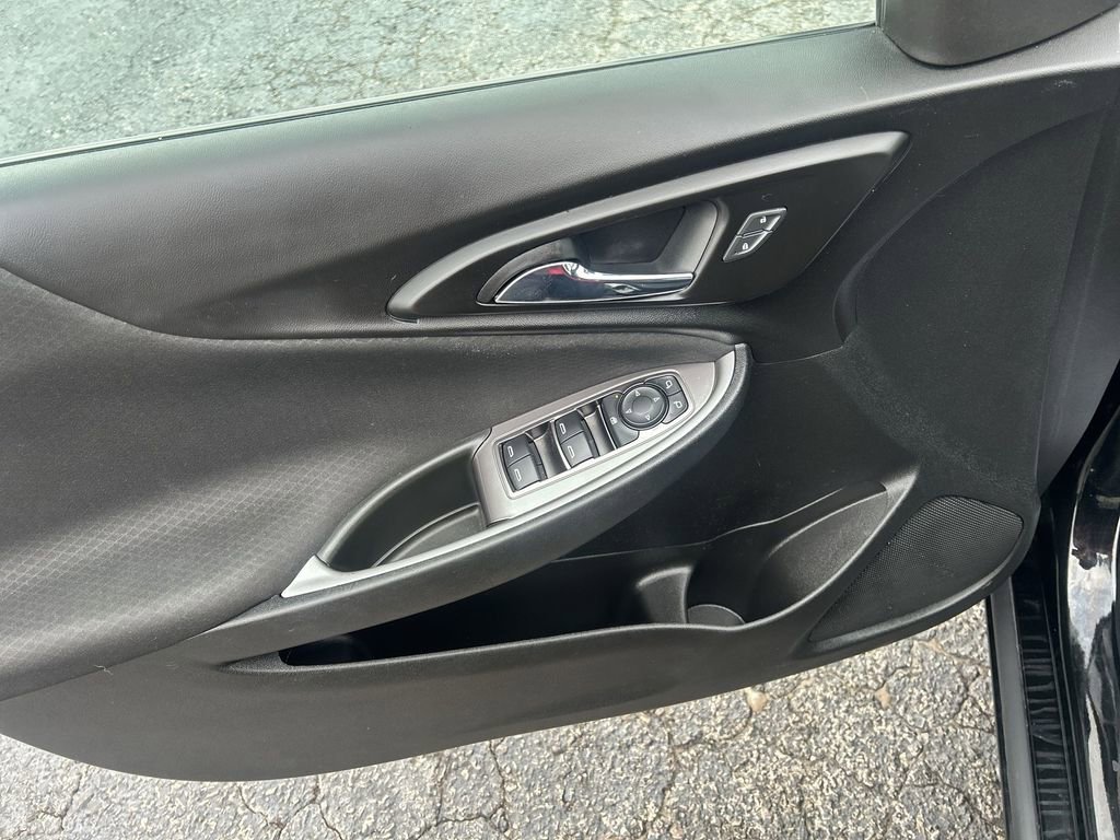 Used 2021 Chevrolet Malibu LS w/ Driver Confidence Package II image 19