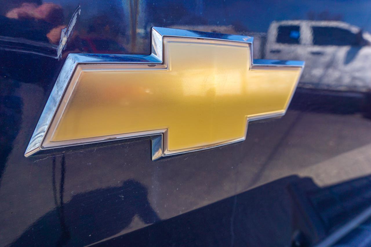 Used 2011 Chevrolet Silverado 1500 LT AWD/4WD image 5