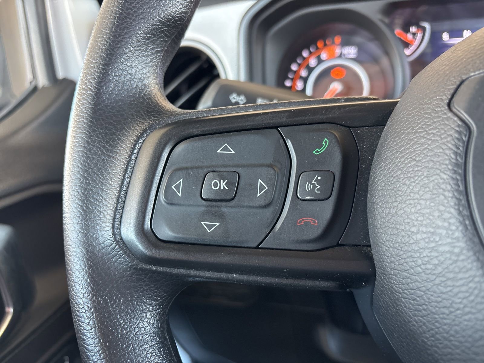 Used 2025 Jeep Wrangler Sport image 27