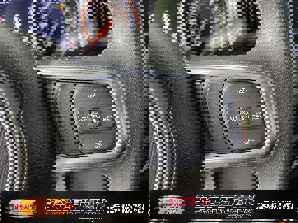 Used 2023 Jeep Wrangler Sahara image 17