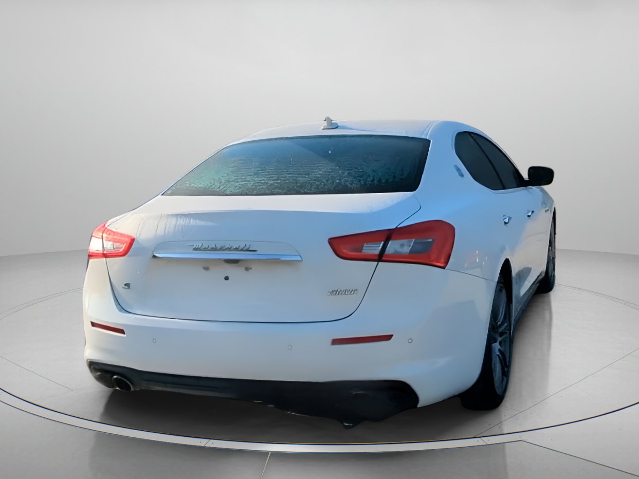 Used 2018 Maserati Ghibli S image 25