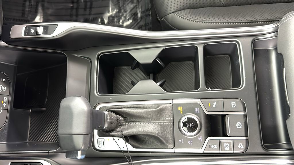New 2025 Kia Sorento S image 29