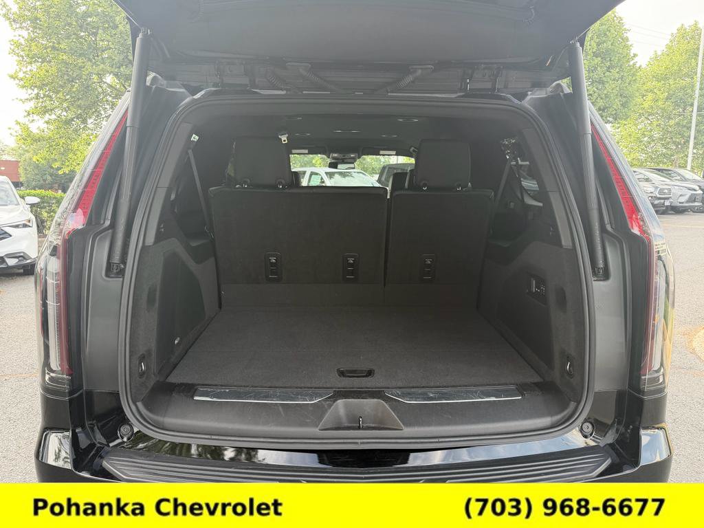 Used 2023 Cadillac Escalade ESV Luxury AWD/4WD image 25