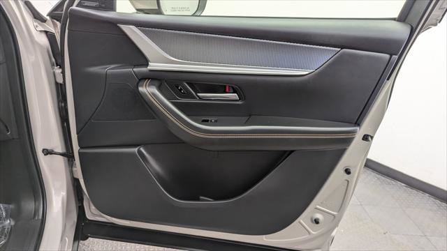 Used 2025 MAZDA CX-90 3.3 Turbo w/ Premium Plus Pkg image 24