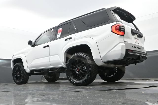 New 2026 Toyota 4Runner SR5 AWD/4WD image 24