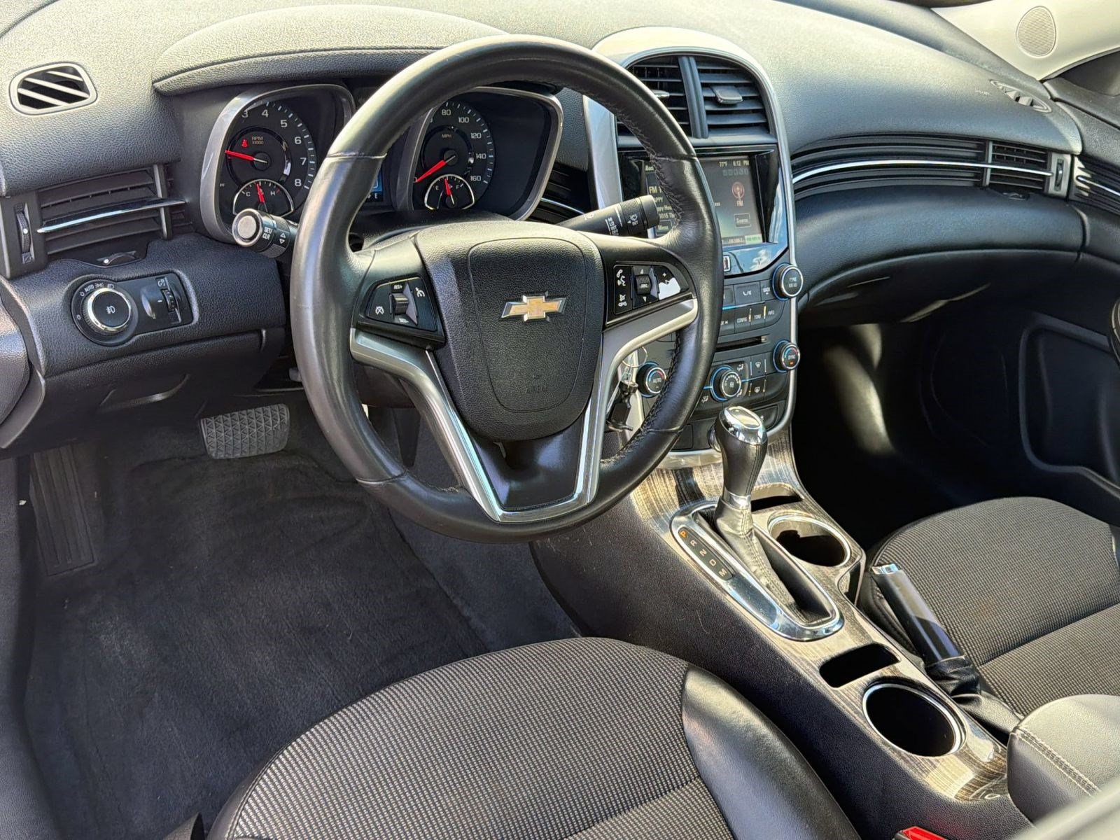 Used 2014 Chevrolet Malibu LT FWD image 4
