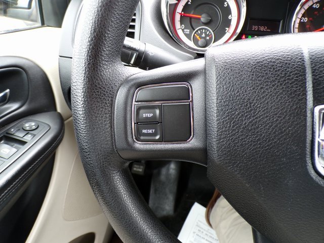 Used 2012 RAM C/V image 14