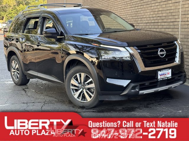 Used 2024 Nissan Pathfinder SL