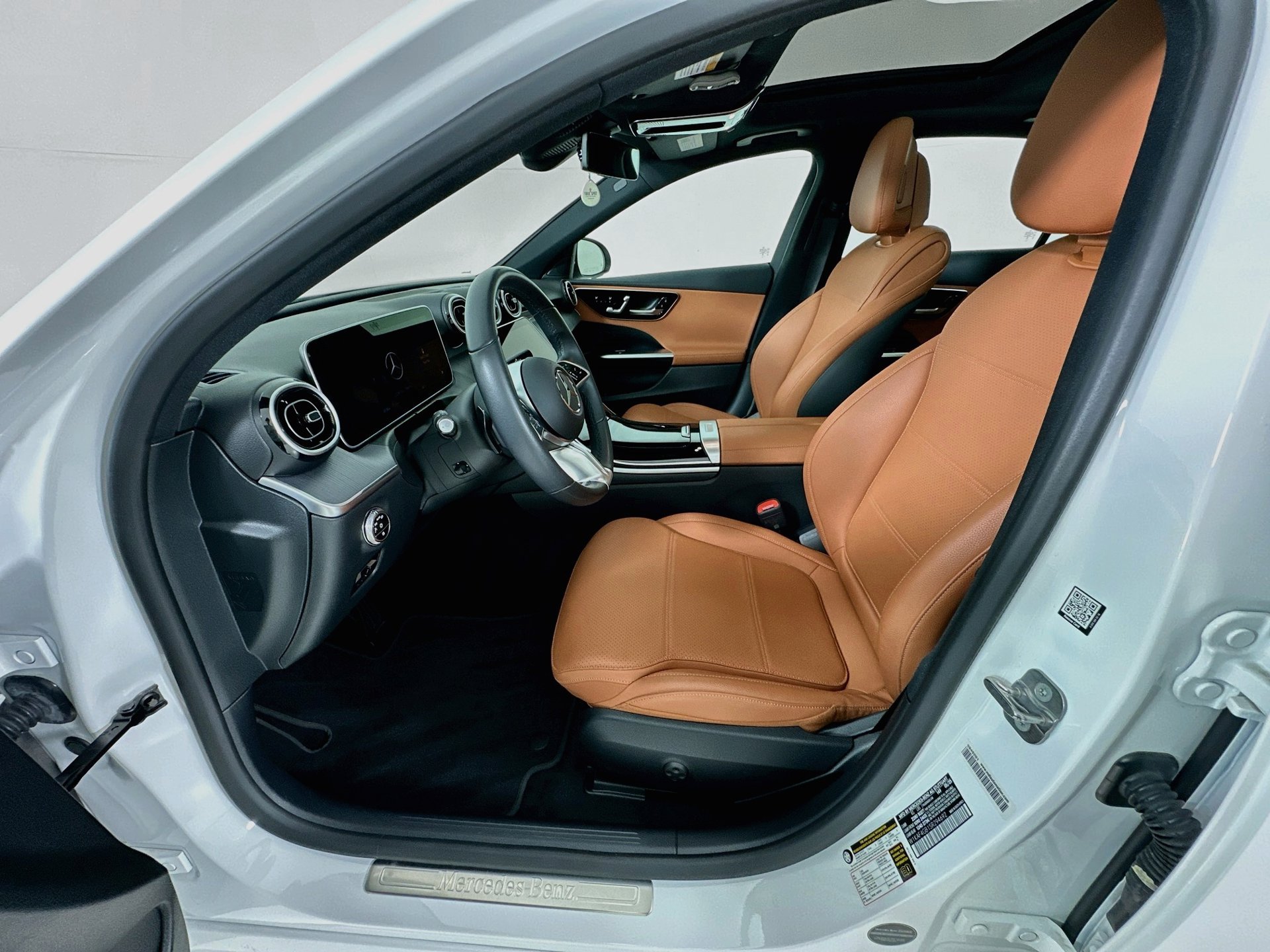 Certified 2025 Mercedes-Benz C 300 Sedan image 22